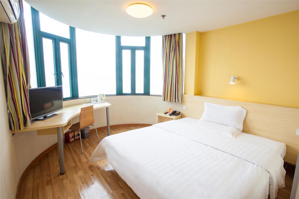 7Days Inn Xiamen Haicang Exterior foto