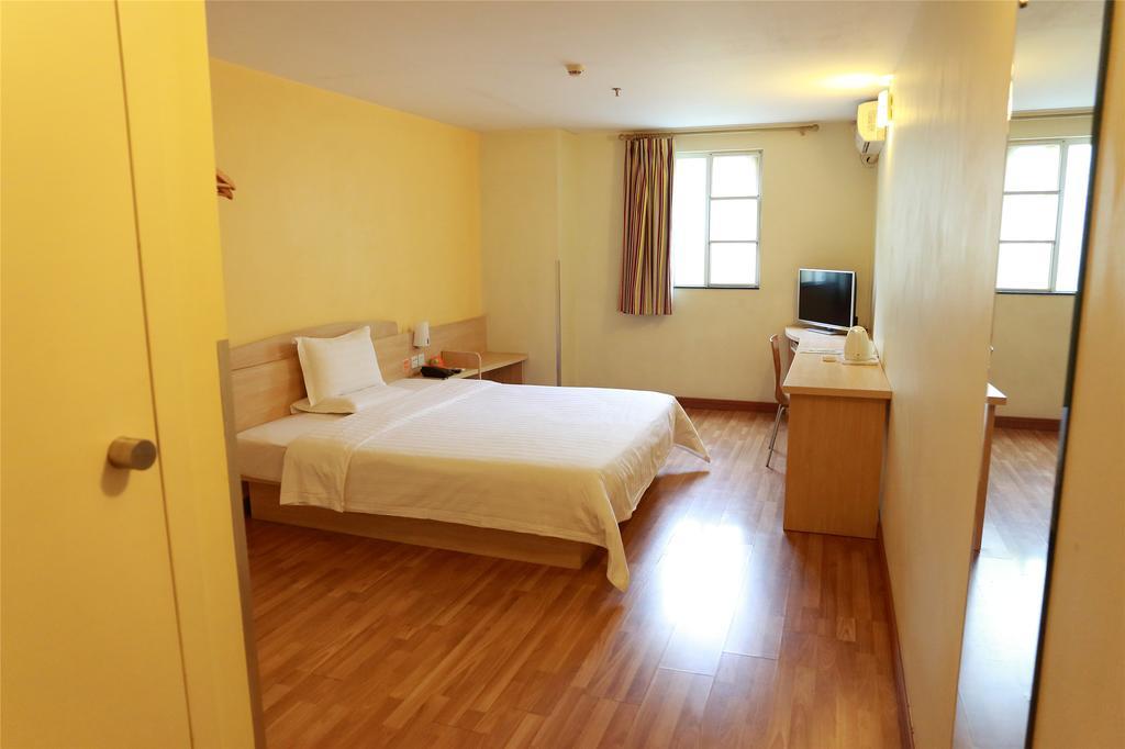 7Days Inn Xiamen Haicang Exterior foto